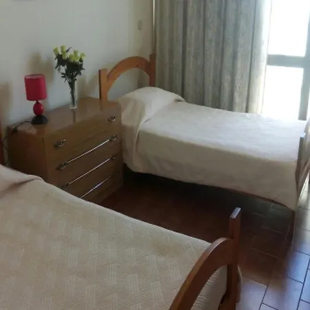 Akisol Armacao Pera Iris Ii דירה
